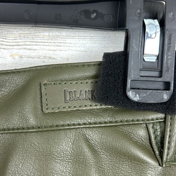 Blank NYC Franklin Womens 26 High Waist Wide Leg Green Vegan Leather Pants NEW - Picture 9 of 11